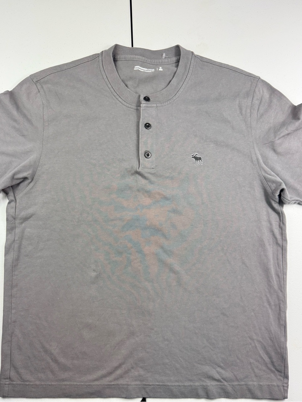 Abercrombie & Fitch Classic Gray Henley Short-Sleeve Men's Shirt